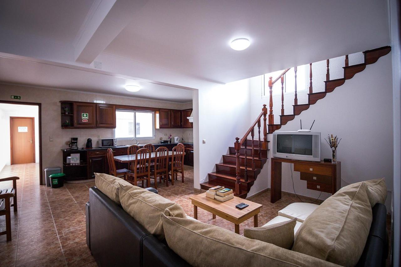 Ponta Delgada Guest House 2 Arrifes Exterior foto